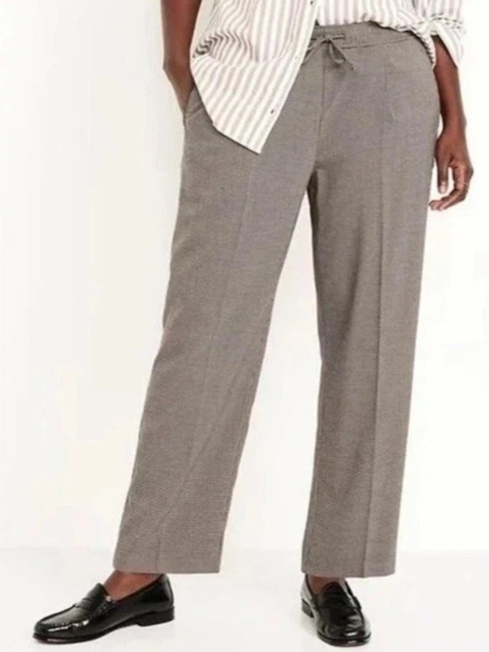 EUC Old Navy straight leg ankle trouser